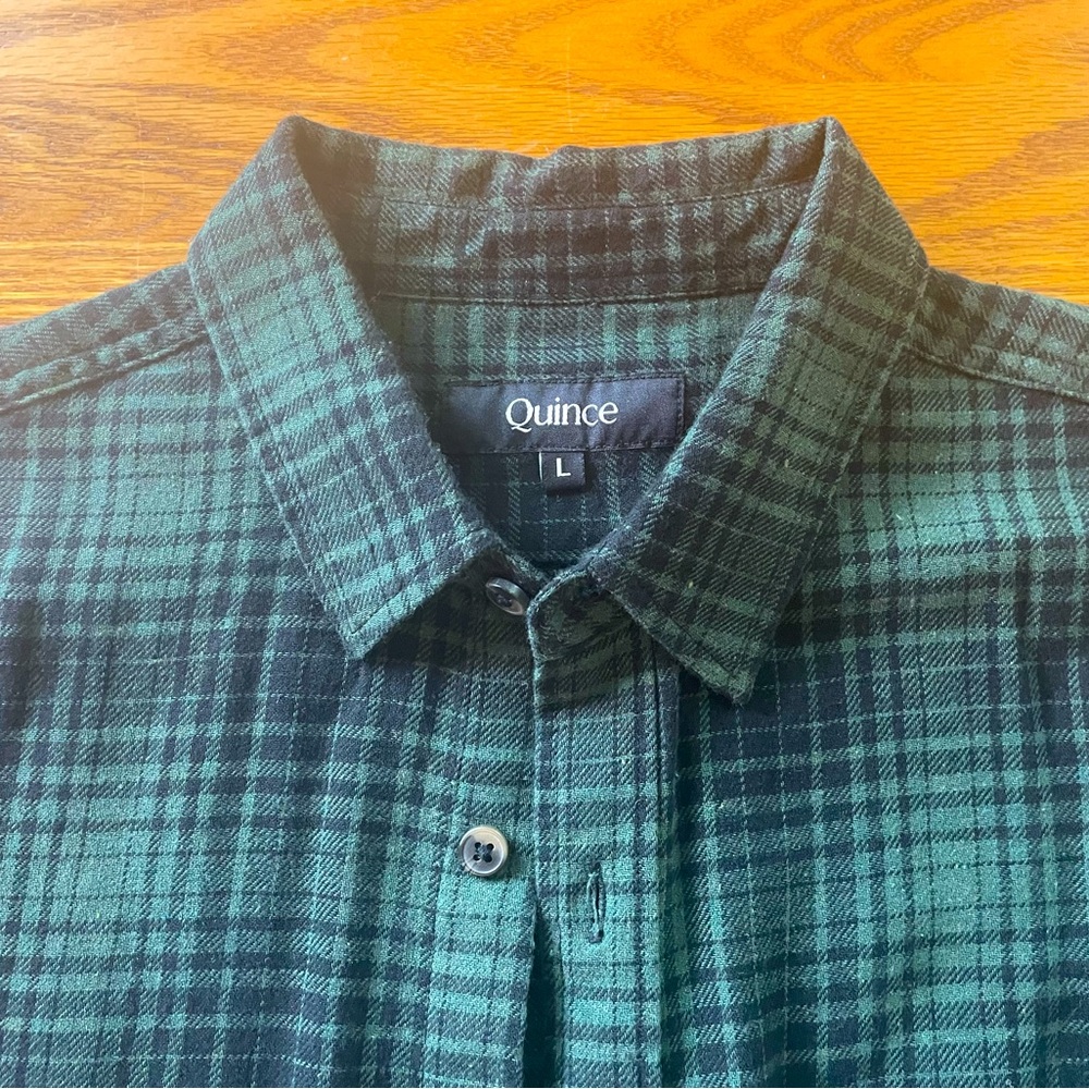 Men’s size Large Quince Button Up Flannel Shirt